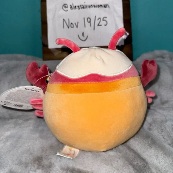BNWT: 7.5” Lorono (Lobster Roll) Squishmallow - Picture 2 of 10